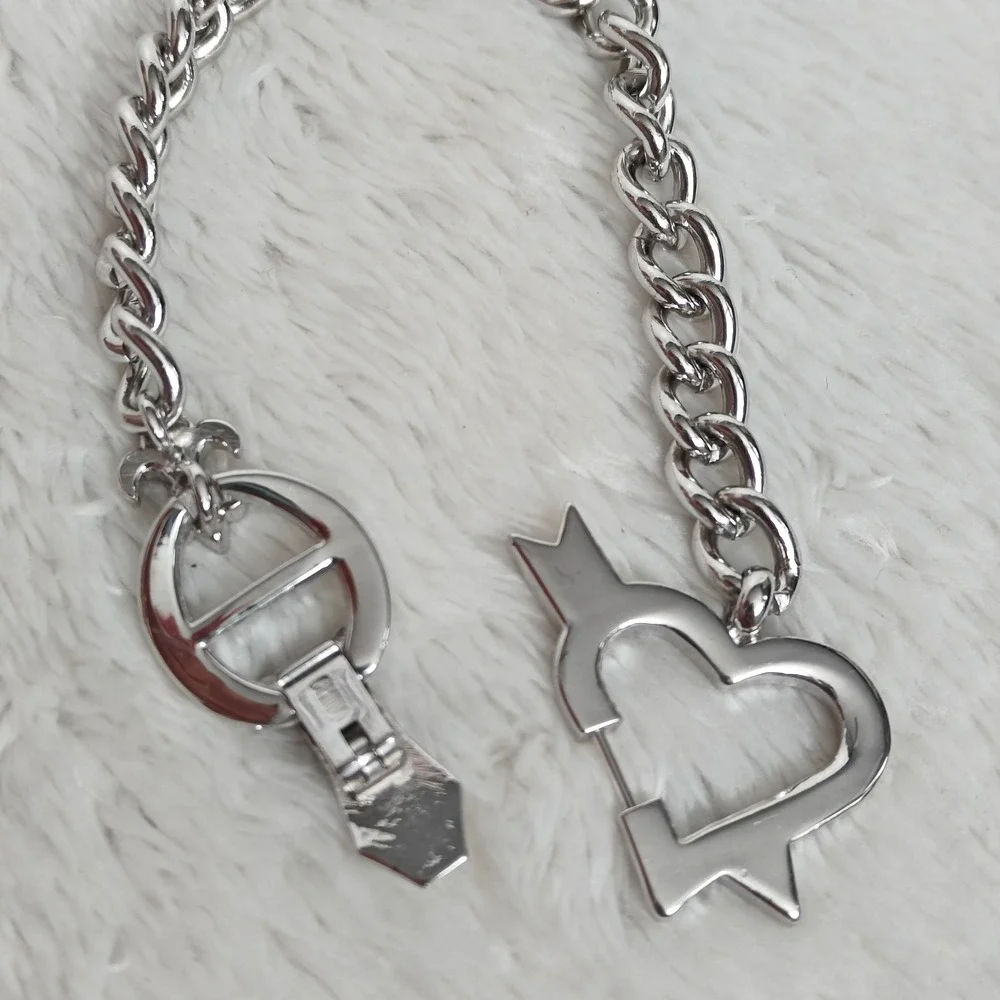 Silver Tone Rhinestone Heart Arrow Curb Chain Bracelet Fleur-de-lis Chunky 7.5